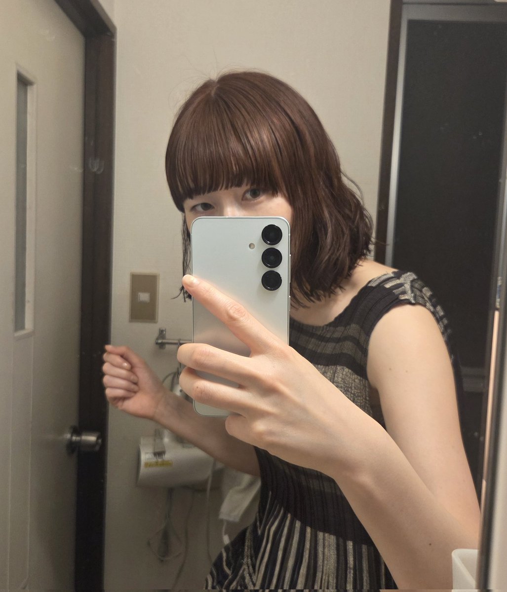 30センチ切ってヘアドネーションしたヨ❕🐦🌿