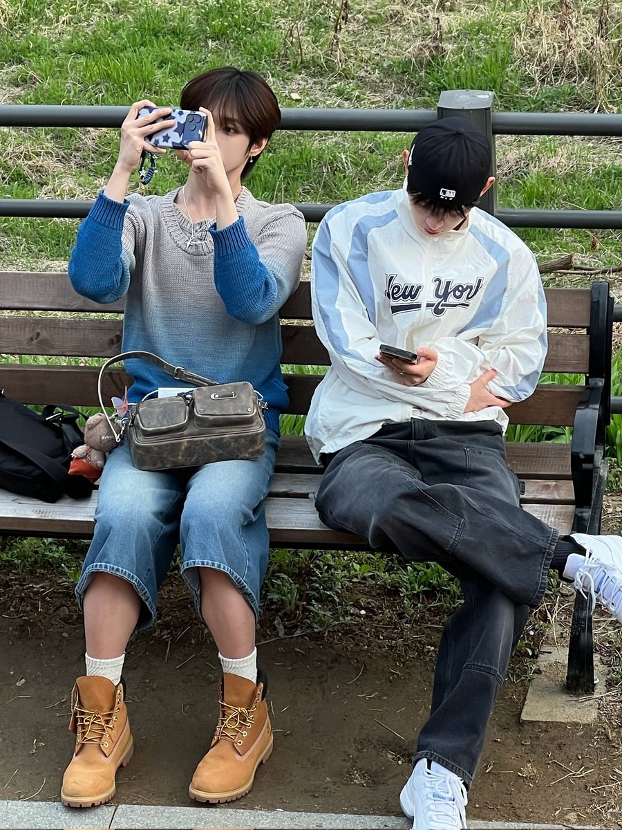 cat 🍓🚢⚓🌸 tweet media