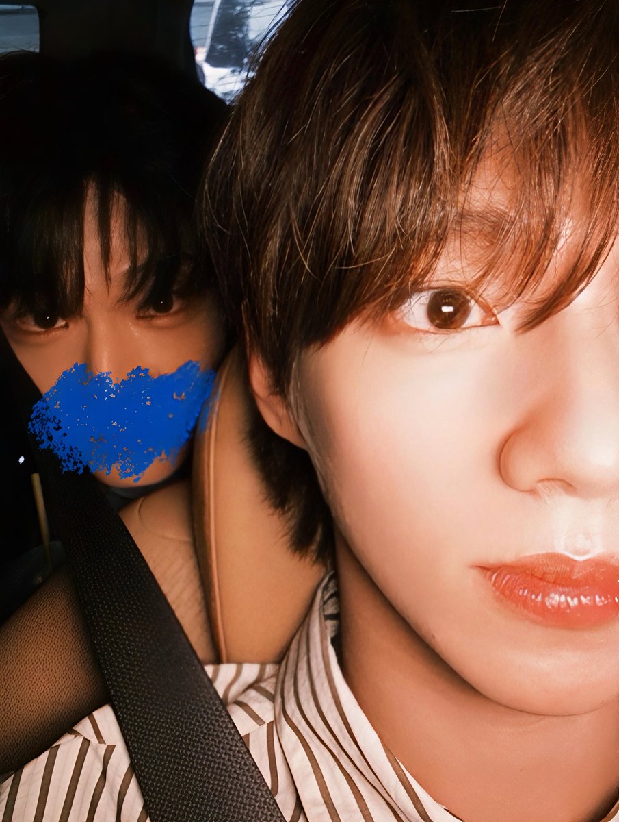 cat 🍓🚢⚓🌸 tweet media