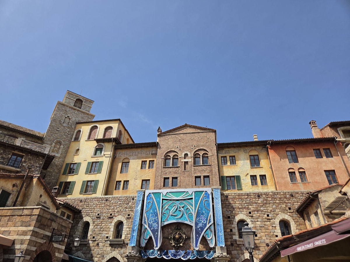 みくみん tweet media