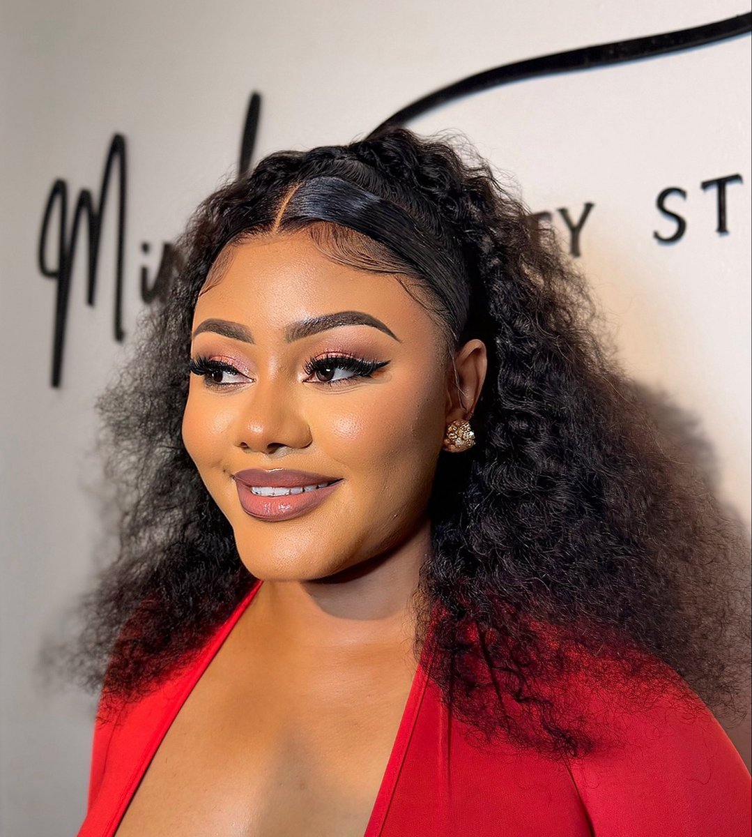 minah🌹 tweet media