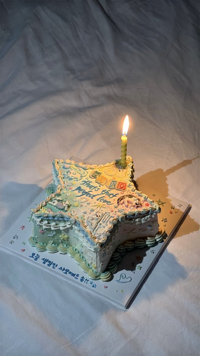 햅삐 ¨̮⋆* tweet media