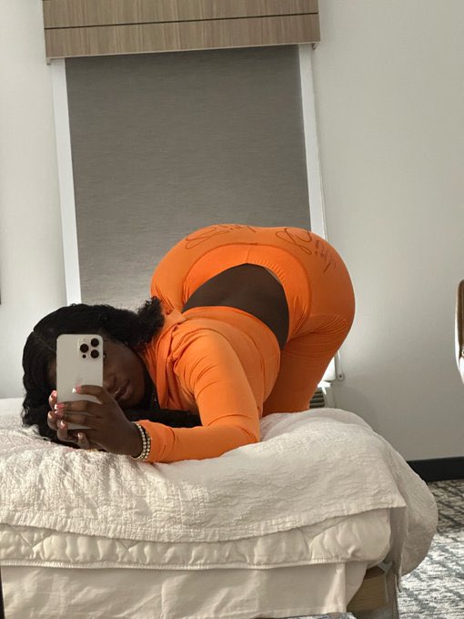 jenese dark black tweet media