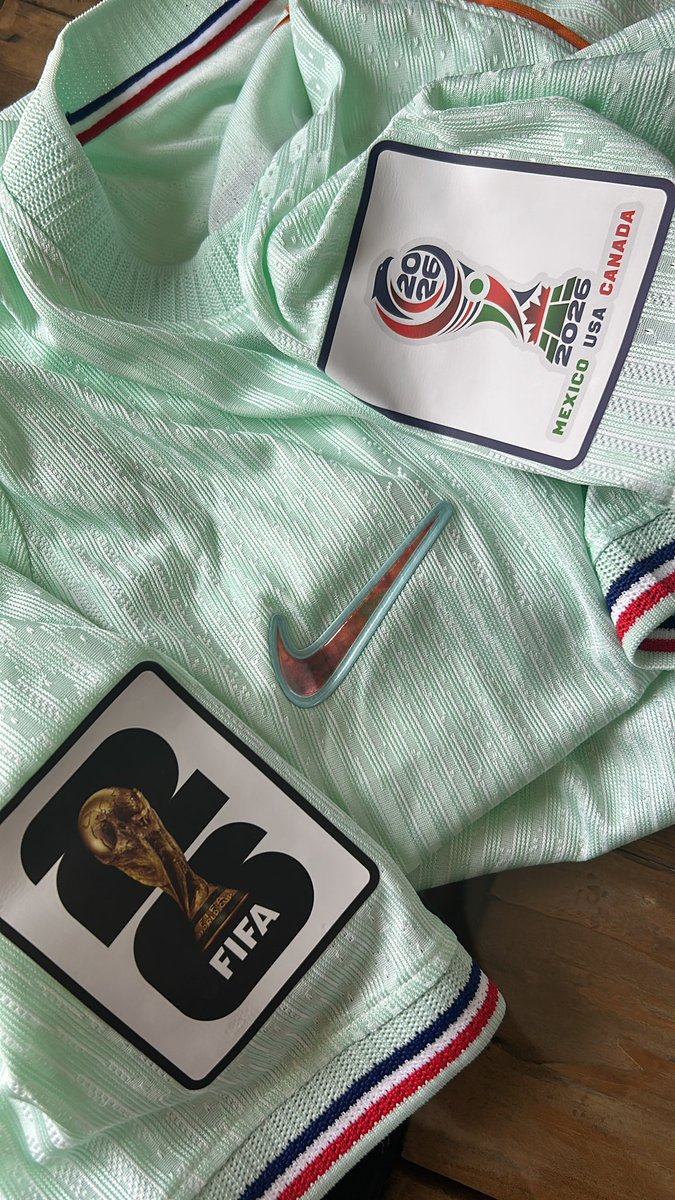 ＯｕＺｚＧａｍ 👽🛸 tweet media