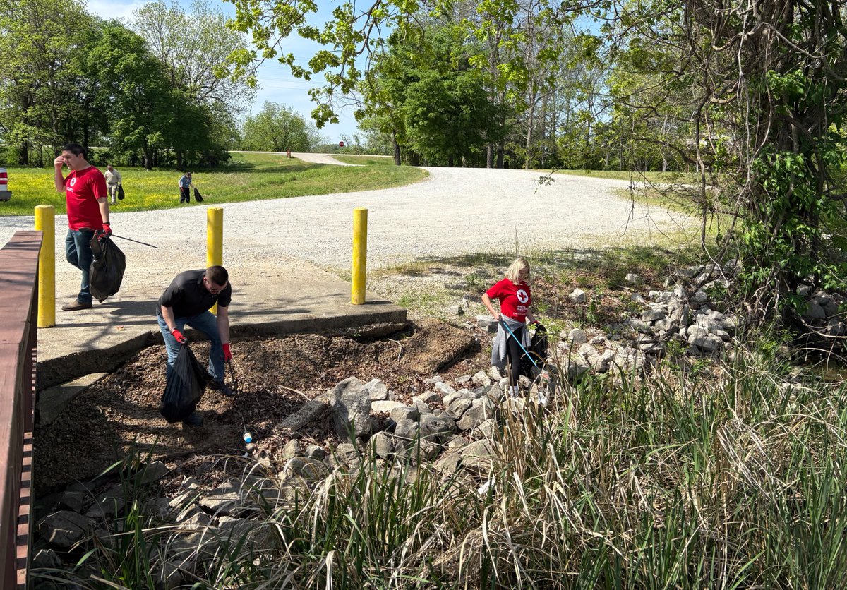 ArkRedCross tweet picture
