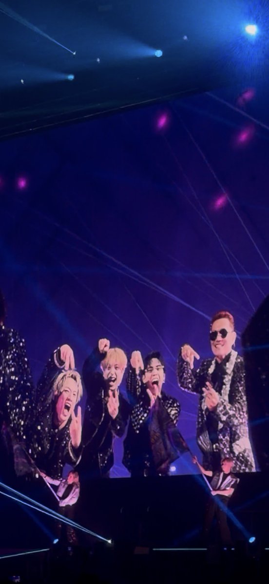 涙に濡れたヒロイン とじょた tweet media