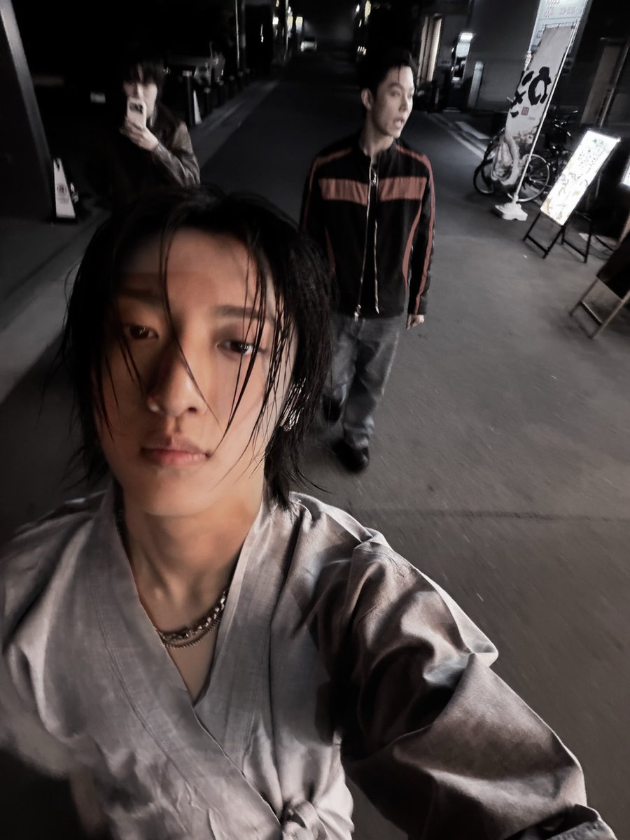 ܁ᛪ༙ tweet media