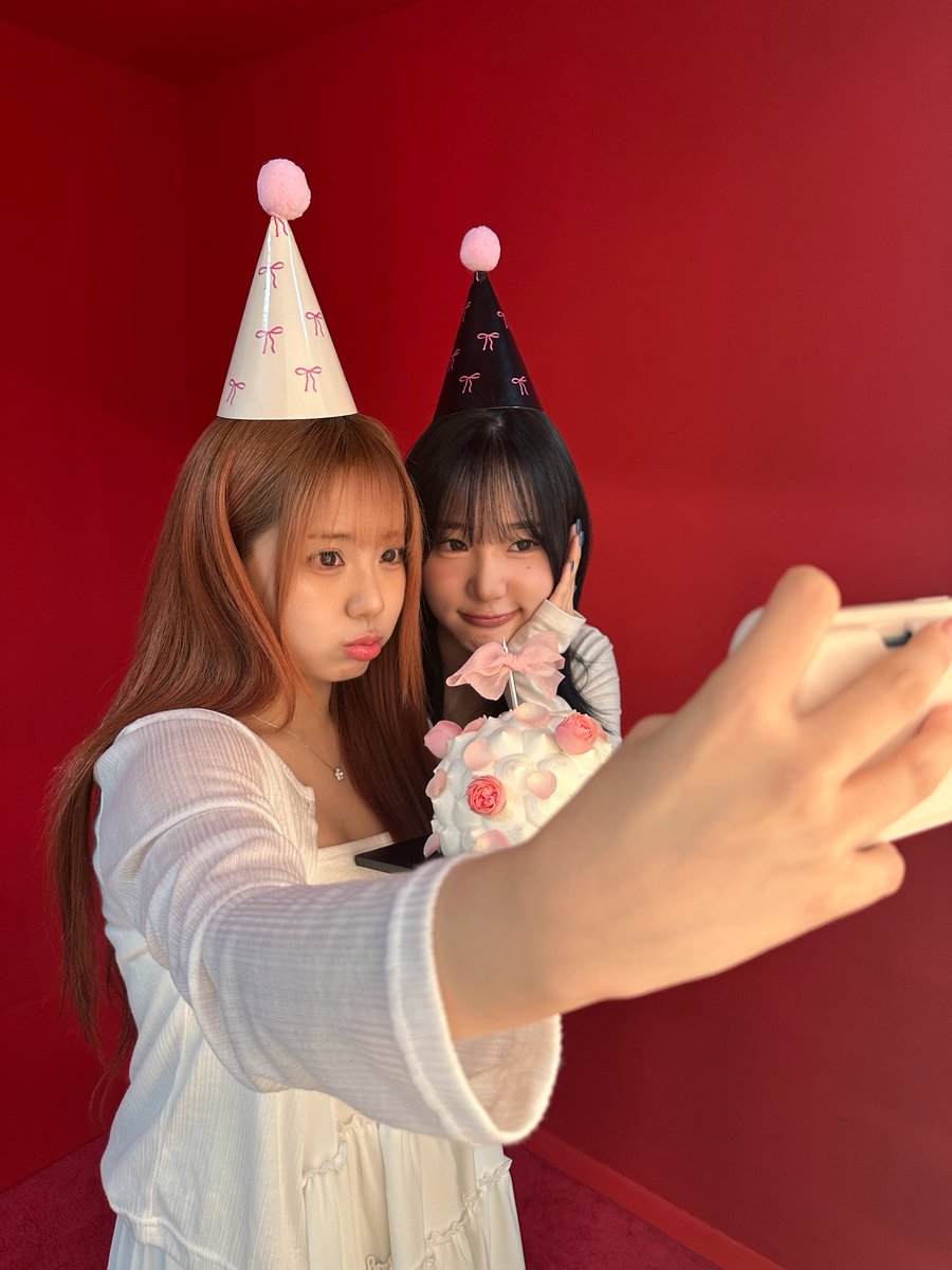 redsodacircle's tweet photo. 리나의 생일을 추카합니다 🎶🥳

#redsodacircle #레드소다써클 #RSC #레소클
#유리나 #리나 #구하루 #하루 #rina #haru https://t.co/AG5GnJdhr0