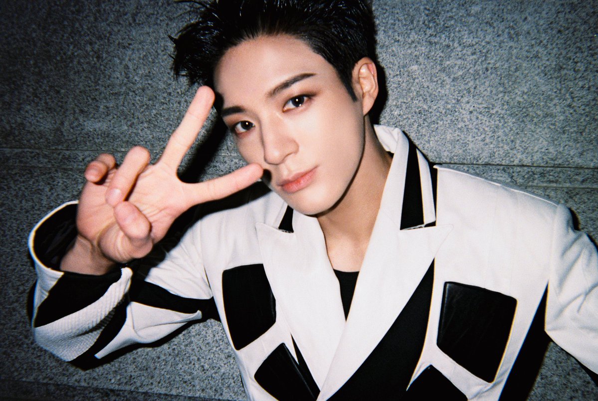 JENO STREAM TH tweet media