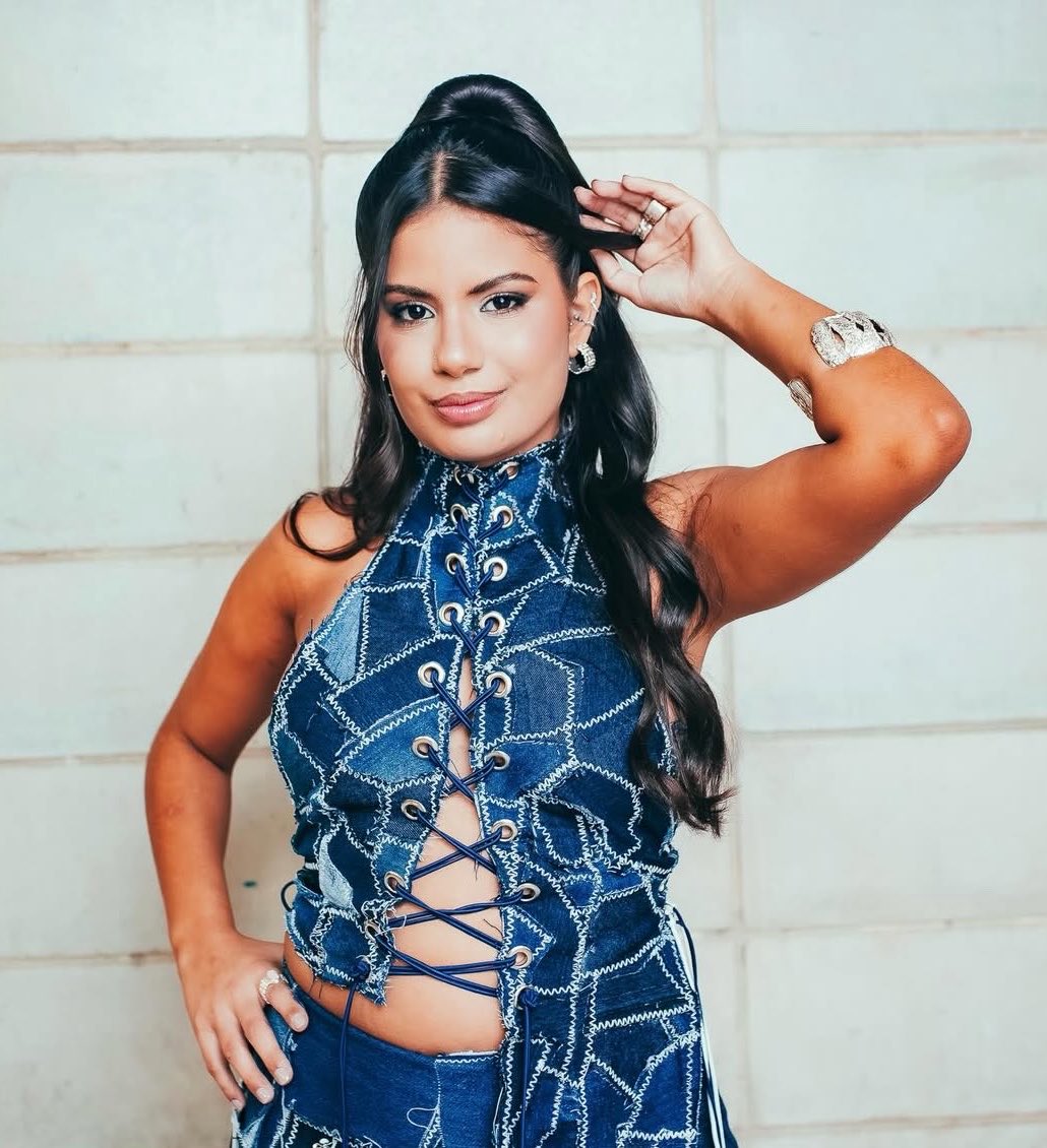 genteeee panquequinha e nanda bande são IGUAISSSS conta de mãe e filha ativada demais tô em choque