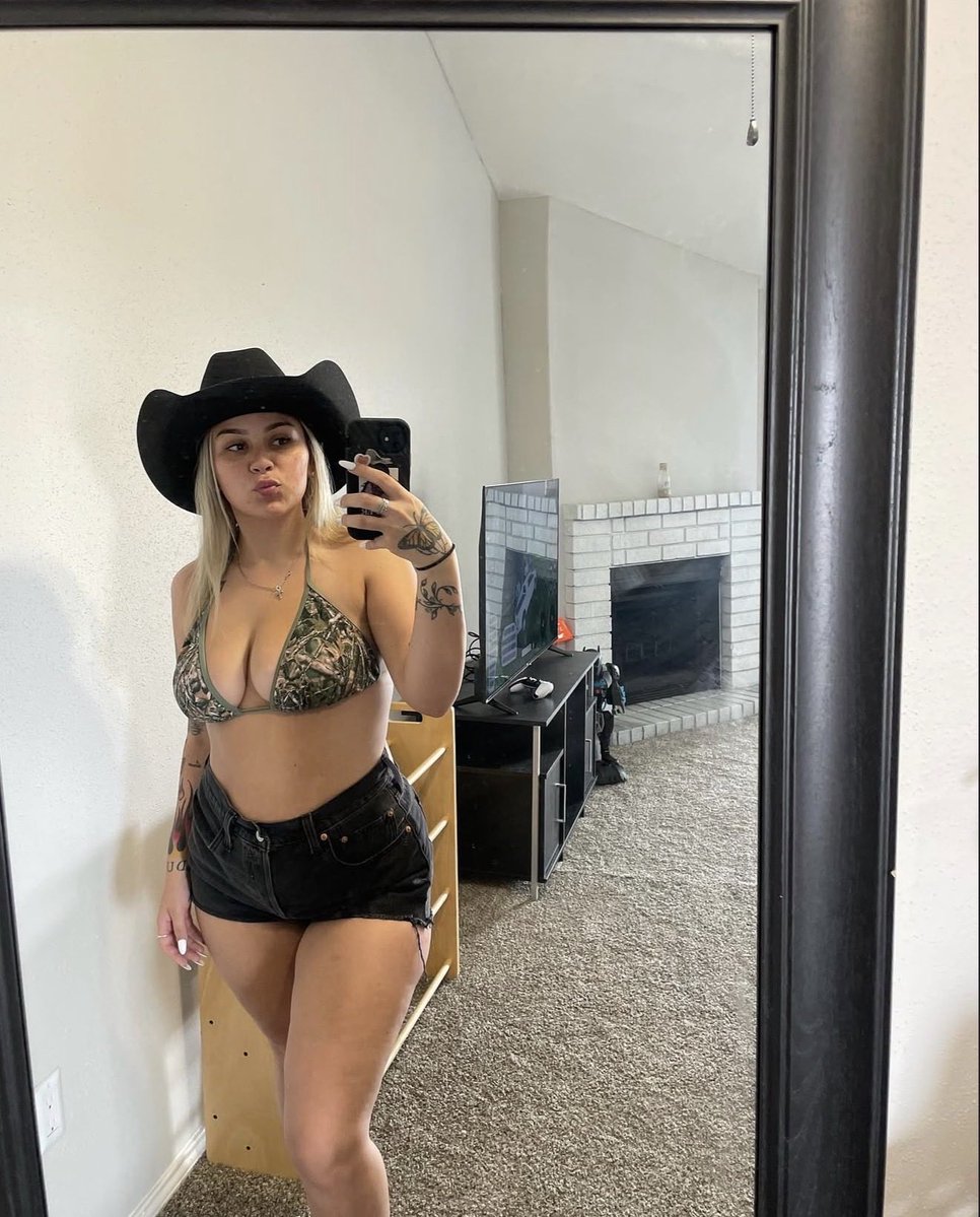 Kim Karen J tweet media