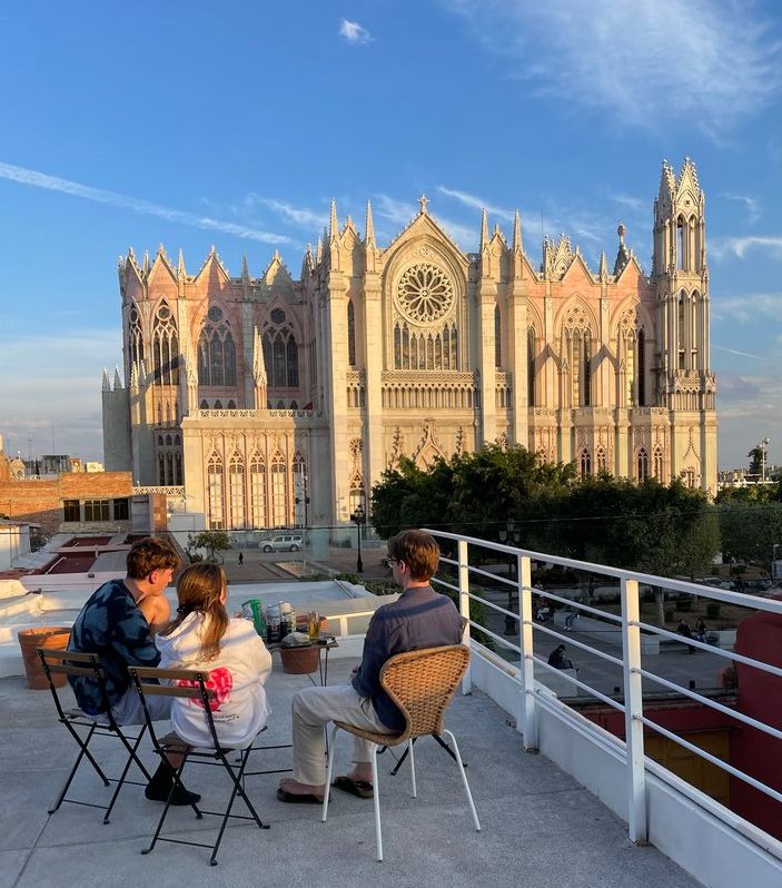 Mexican Catholic Aesthetics tweet media