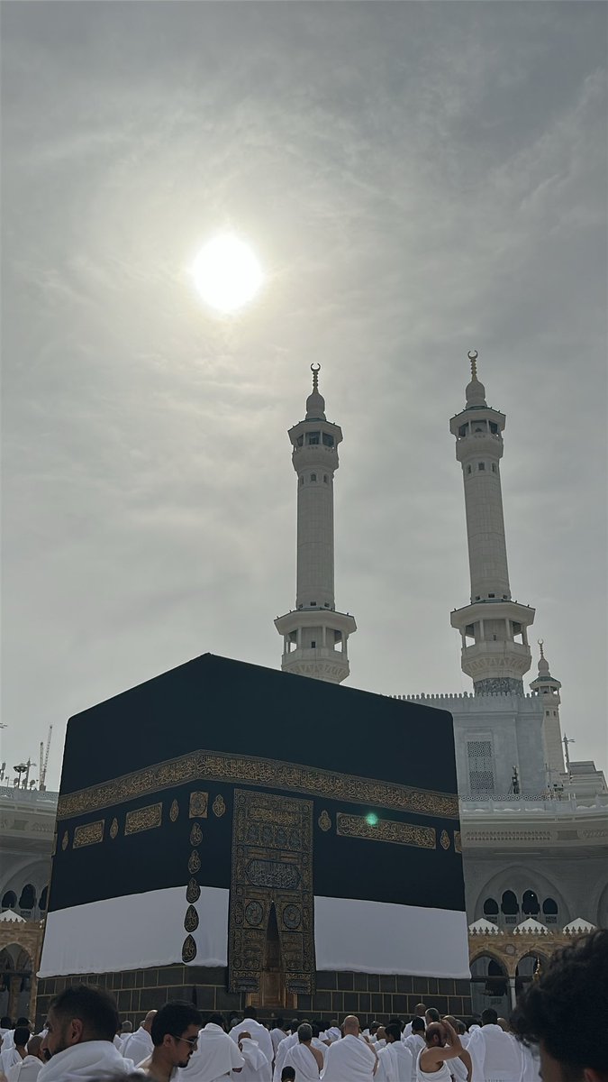 _kmr7777's tweet photo. اللهم زد هذا البيت تعظيماً وتشريفاً🤲🏻
والله يعز دولتنا ولا يعز عليها🙏🏻
كل مره ازور المسجد الحرام ا��بهر من قوة الشغل والأعمال الجديدة القائمة👌🏻

#السعودية #المملكة_العربية_السعودية #مكة #المسجد_الحرام https://t.co/Ee5SLJubhb