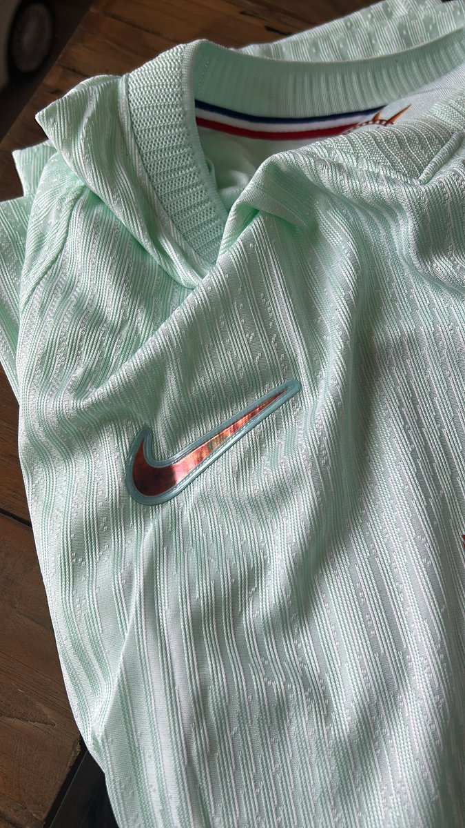 ＯｕＺｚＧａｍ 👽🛸 tweet media