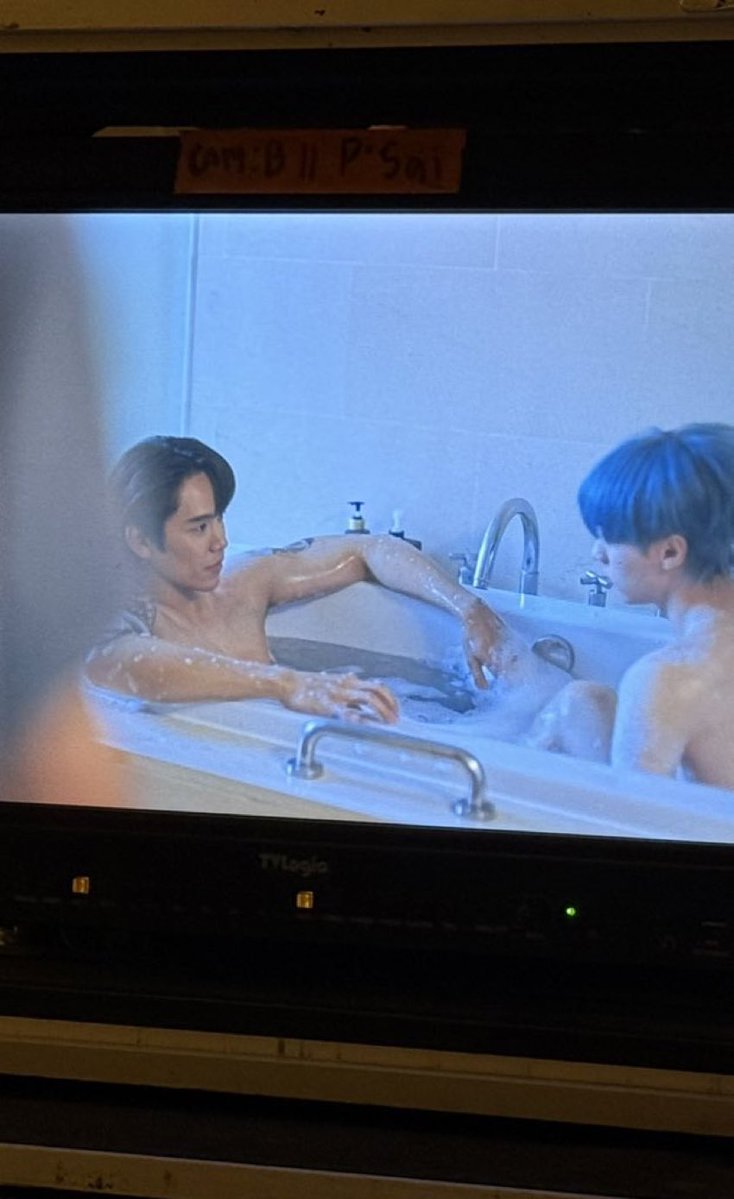 iva🌻TSFAS era tweet media