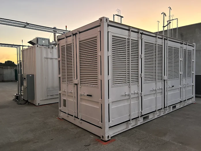 fuelcellsworks's tweet image. Meta partners with Noon Energy for up to 1 GW / 100 GWh of 100+ hour #energystorage using solid oxide #fuelcells

Starting with 25 MW by 2028, this powers next-gen #AI data centers with reliable #cleanenergy.

#HydrogenNews #AIInfrastructure

fcw.sh/wXEFPk