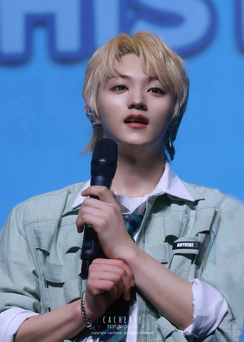 cachette_w's tweet photo. 240422 ~260422
2주년 다시한번 축하해🖤
#최우진 #CHOIWOOJIN #チェウジン
#TIOT #티아이오티 https://t.co/4Plhu52Jpd
