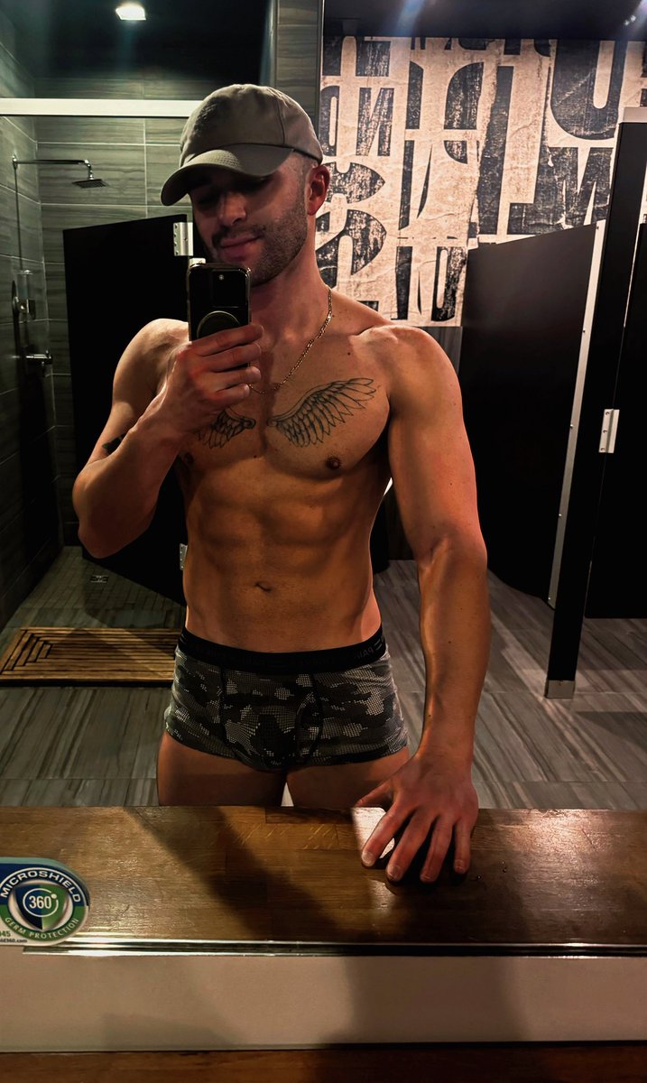 Liam tweet media