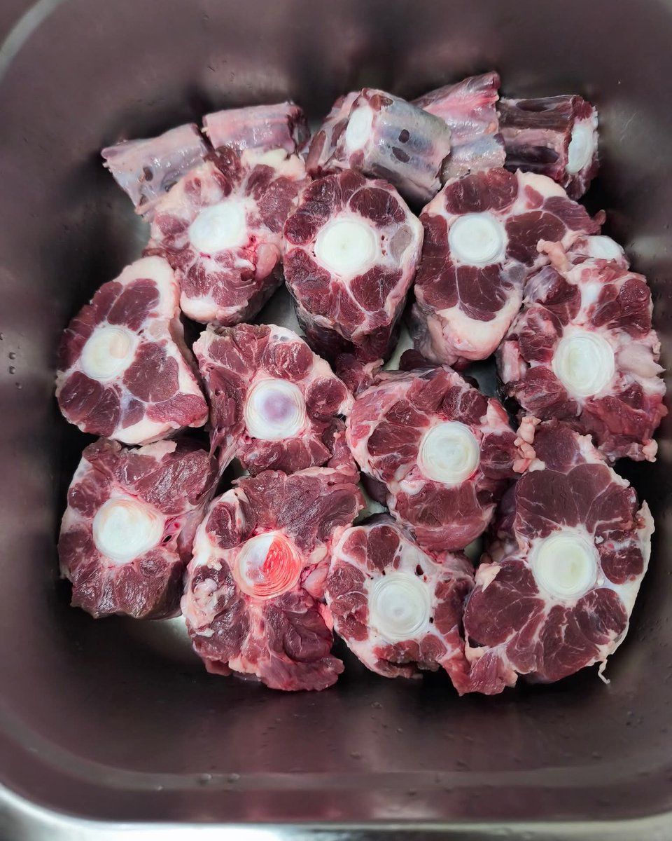 Rebel ⬛️⬜️ tweet media