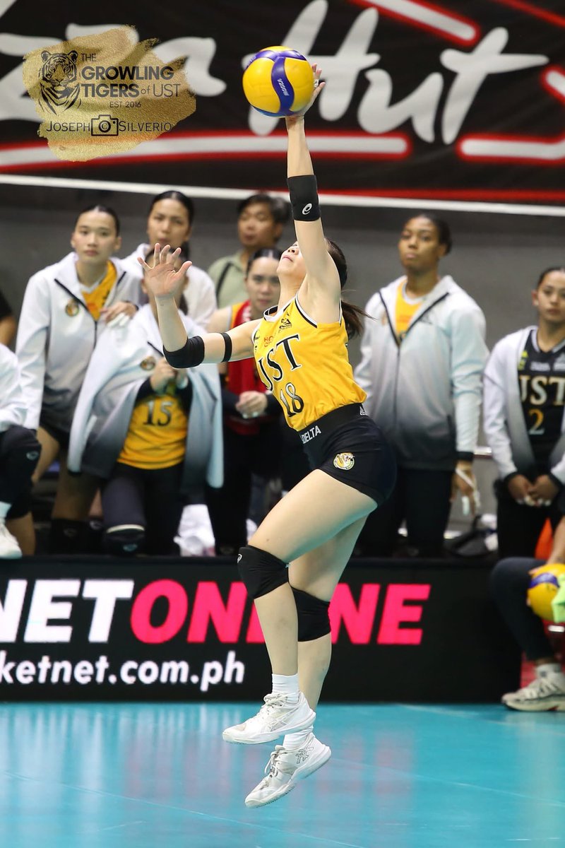 Growling Tigers of UST tweet media