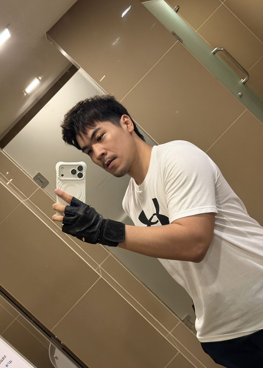 pu_thanabat's tweet photo. ❤️‍🔥 https://t.co/7lNWaKimQ1