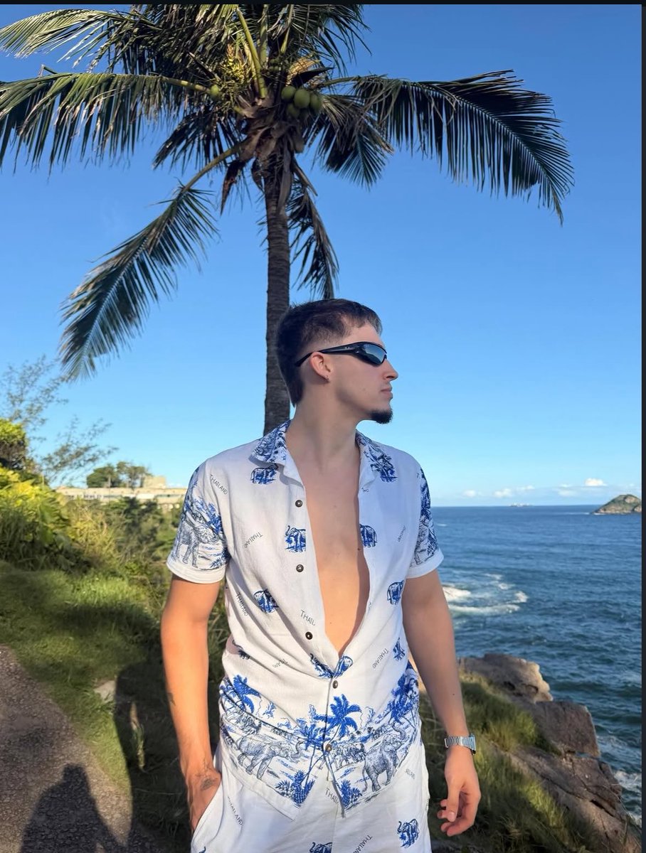 secrectsofmen's tweet photo. Atualização Eric Souza, ex da Malevola, no banho. Vem ver:

👉🏻 https://t.co/roTj5kd00J https://t.co/NC6SuoO1su