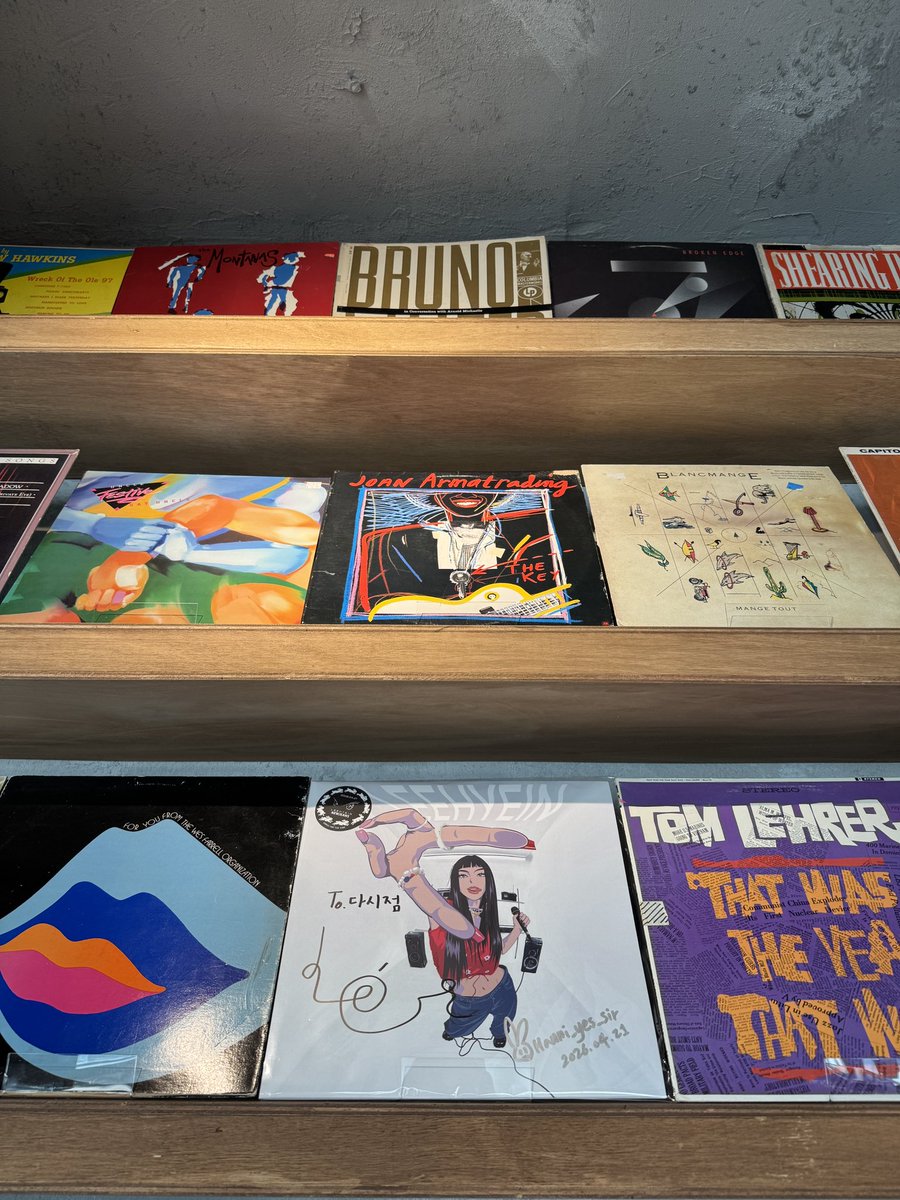 다시점 (망원생카/홍대생카/생일카페/이벤트카페/대관/전시/공연) tweet media