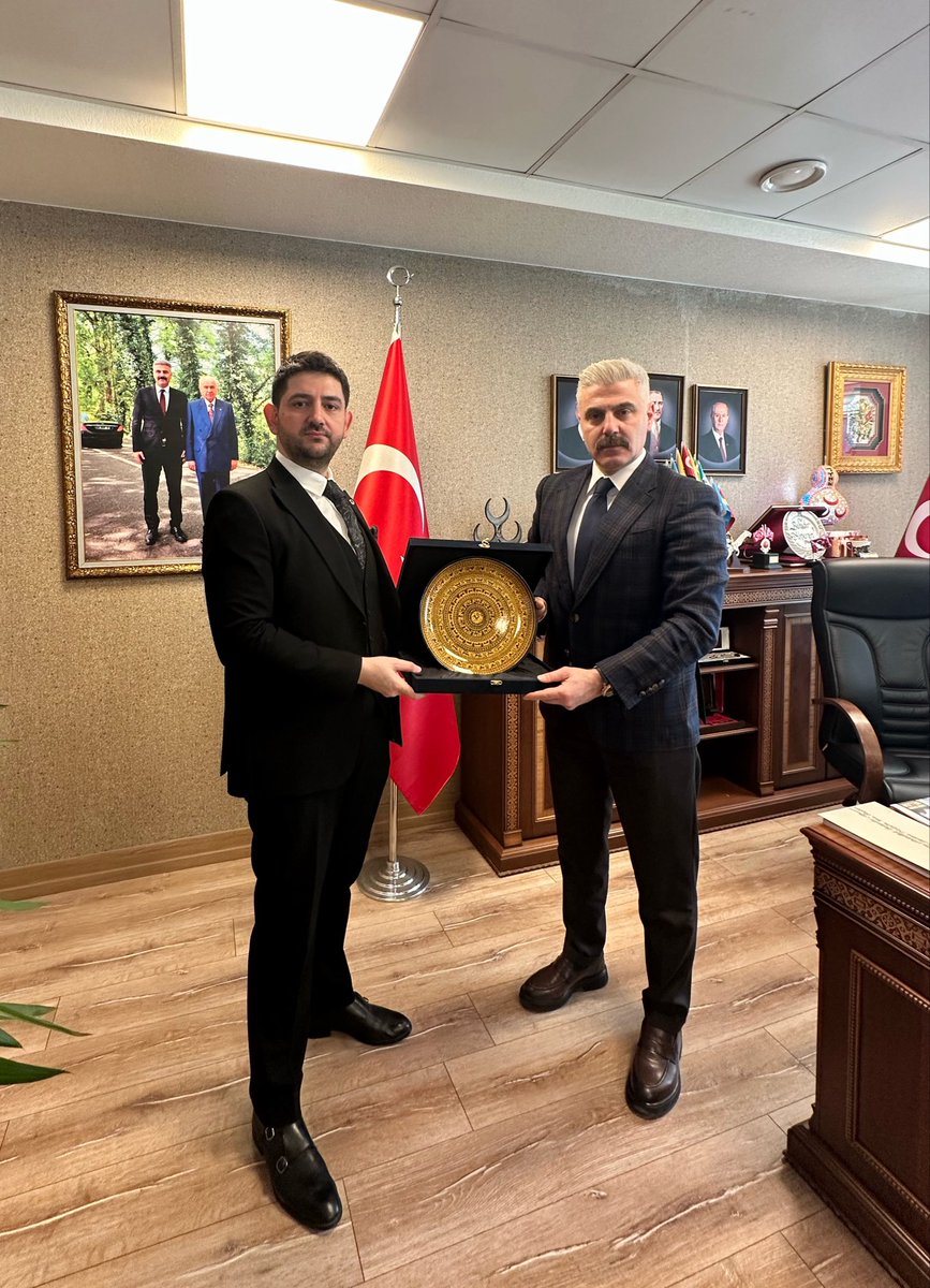 halilkeremaydn's tweet photo. Merkez Disiplin Kurulu Başkanımız Kıymetli
Ağabeyim @bhdralprn Bey'e
ziyarette bulunarak iyi dileklerimizi ilettik. Misafirperverliği için kendilerine teşekkür ederim.
Var olsun ülküdaşlık hukuku 🇹🇷 https://t.co/YdL0p92IjB