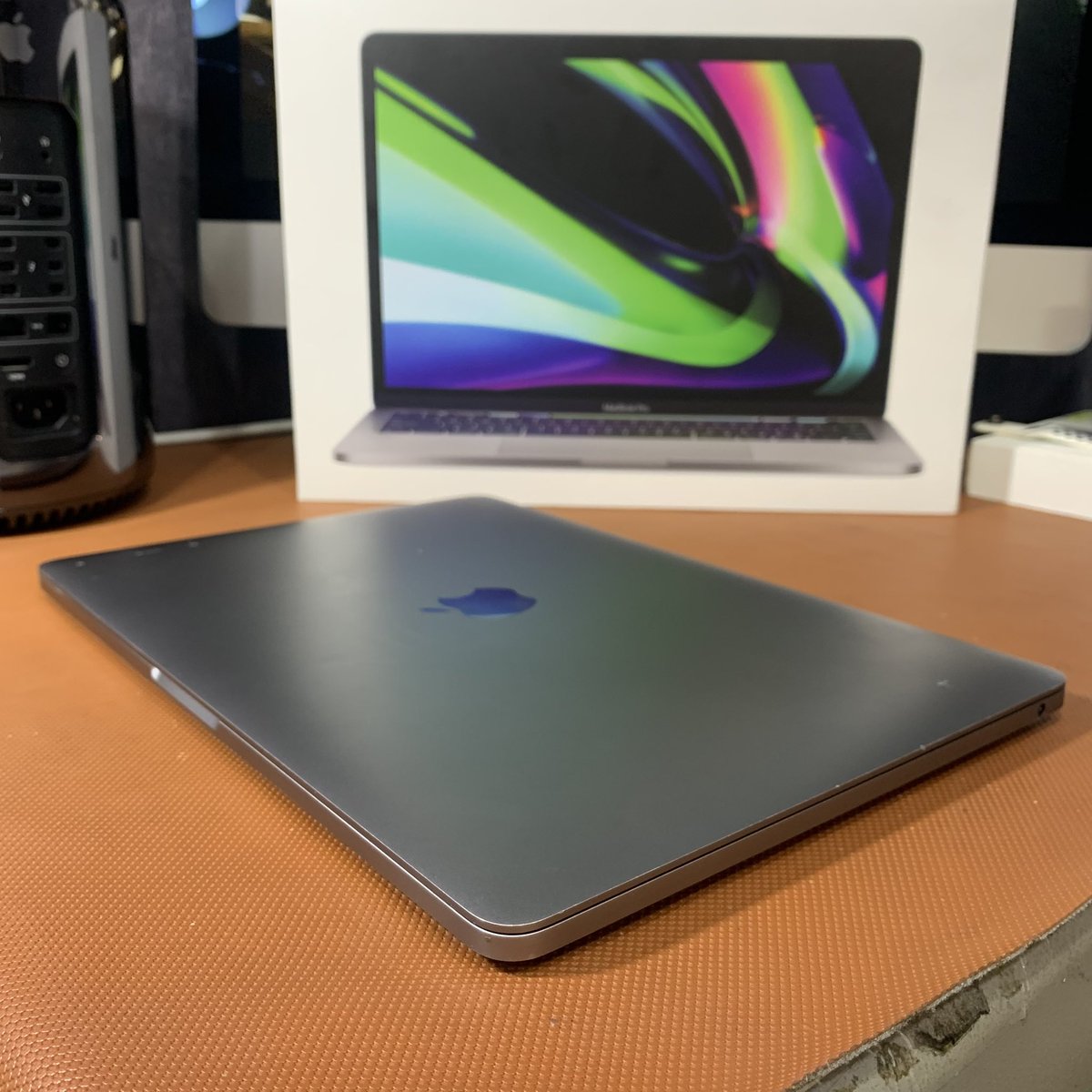 Apes Store ID tweet media