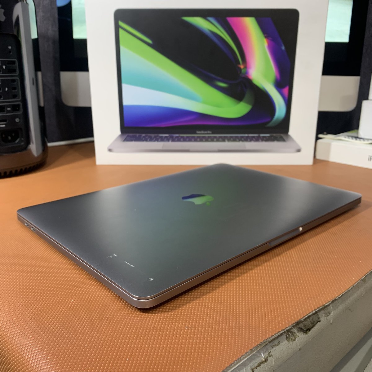 Apes Store ID tweet media