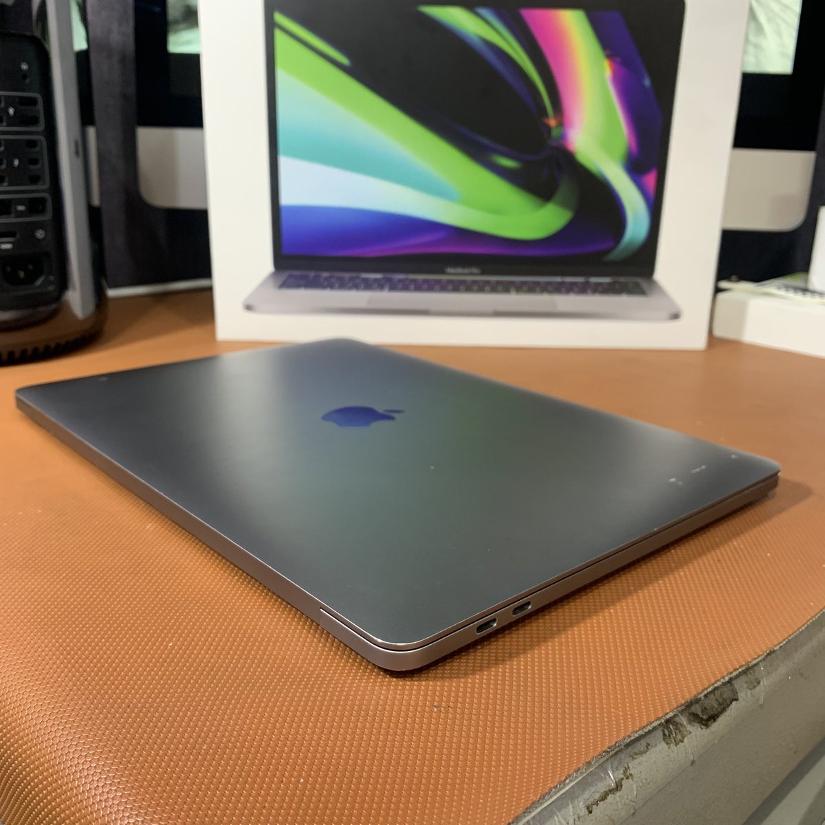 Apes Store ID tweet media