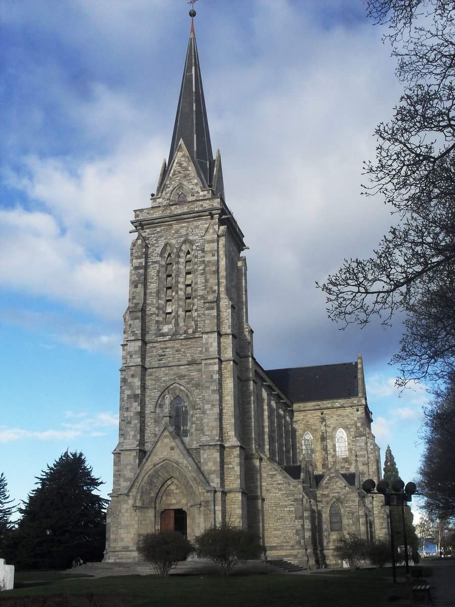 Argentinian Catholic Aesthetics tweet media