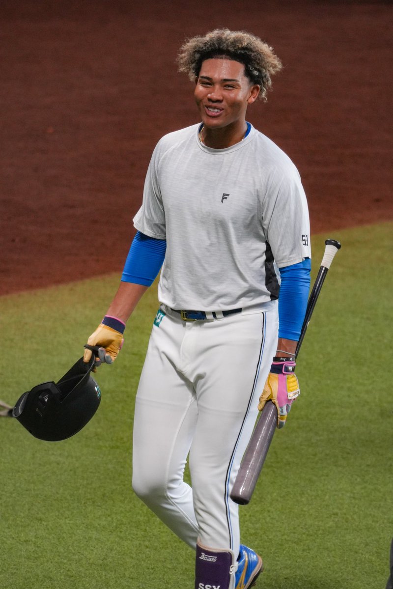 𝓡𝓲𝓷𝓪🌻 tweet media