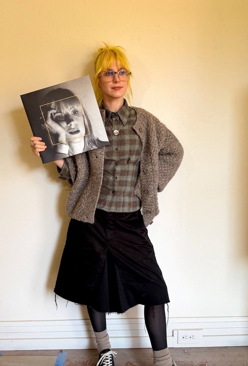 andrea from paramore🖤 tweet media