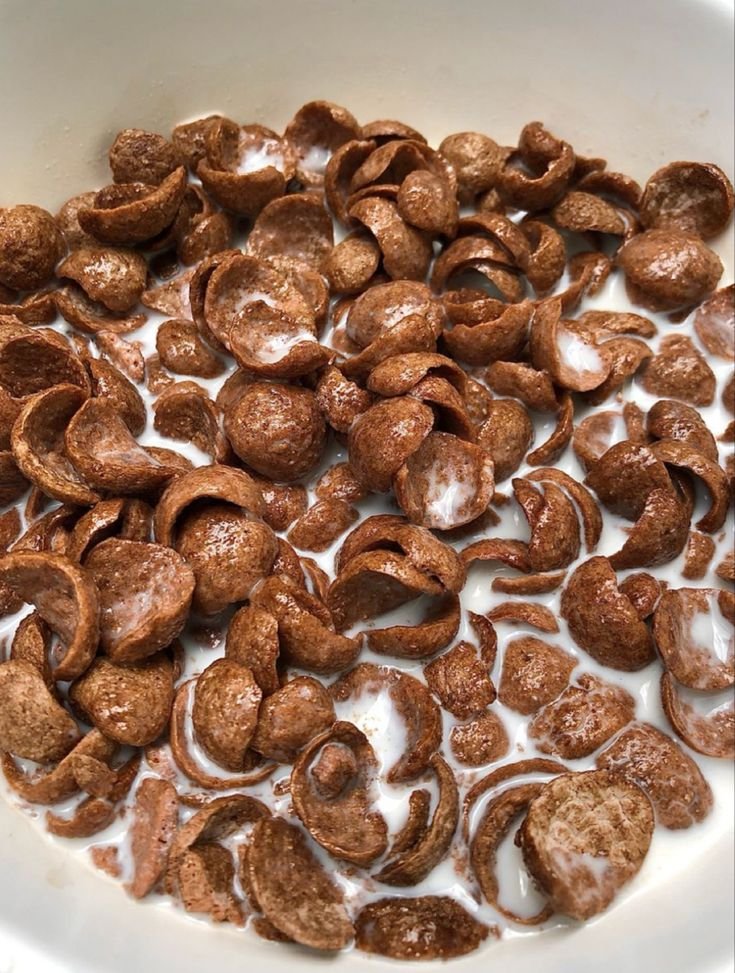 JustCasper_2's tweet photo. What's your all time go-to cereals? https://t.co/yeDvRb9ZGE