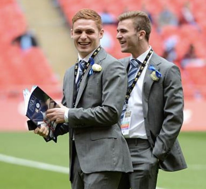 JosephsGoal's tweet photo. The @JosephsGoal @LaticsOfficial legends have made another signing ahead of next month's big game at the @WiganStadium...it's FA Cup winner Fraser Fyvie! 💙 #wafc

Tickets on sale now...you do not want to miss this one! 👇
https://t.co/GO7tTnxzZg https://t.co/nG1BqtqKhS