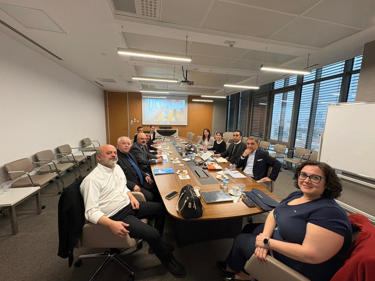 TİS ARABULUCU TOPLANTISI GERÇEKLEŞTİRİLDİ

Türkiye Haber-İş Sendikamız ile Türk Telekomünikasyon A.Ş. arasında yürütülen 16. Dönem İşletme Toplu İş Sözleşmesi görüşmelerinde taraflar arasında ilk arabulucu toplantısı bugün gerçekleştirilmiştir.

Haberimiz: haberis.org.tr/genel-merkez-h…