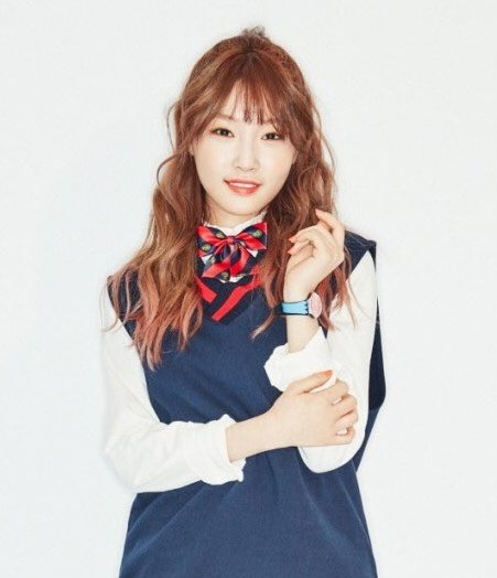 chungha pics tweet media