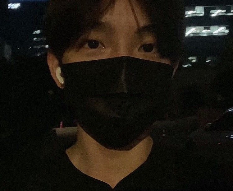 부긍정 tweet media