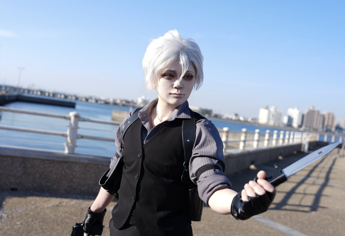 MadRevolt tweet media