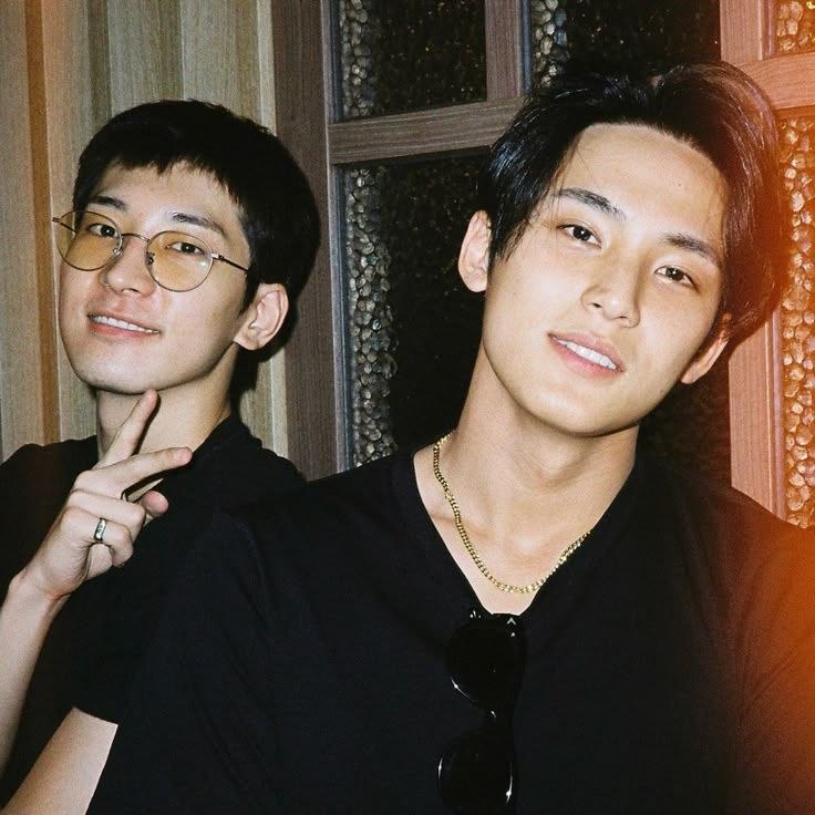 d7vwn_'s tweet photo. truth or dare 🔞

Sa bawat laro, may mga pagkakataon na talagang magsasawa ka na lang at tatanggapin mo na may mga pagbabago. Sa kaso nilang anim, maraming mga bagay ang bago para sa kanila. Kaya ba nila itong lampasan? O pabayaan na lang ang tadhana na maglaro sa kanila? https://t.co/XWEqOi1qyB