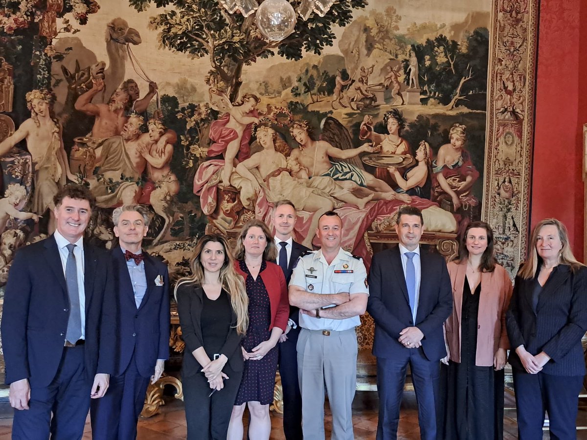 French defense attaché in ITALY - Ufficio militare tweet media