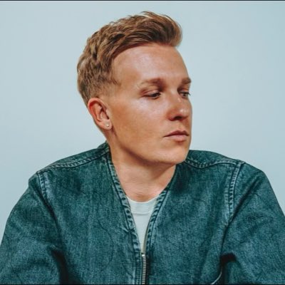 danielwrichter's tweet photo. I’m back. #NewProfilePic https://t.co/IvLhzRVq6r