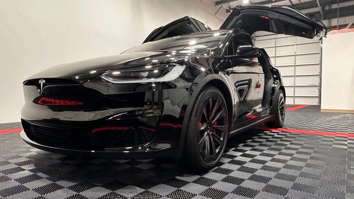 Championwindowt's tweet image. Ceramic Coating and Window Tinting in Cornelius, NC keeps your paint guarded and your interior cool all year. Champion Window Tinting serves Lake Norman drivers with proven materials and clean results. Get your free quote today!  championwindowtinting.com
#PPF #CarCare