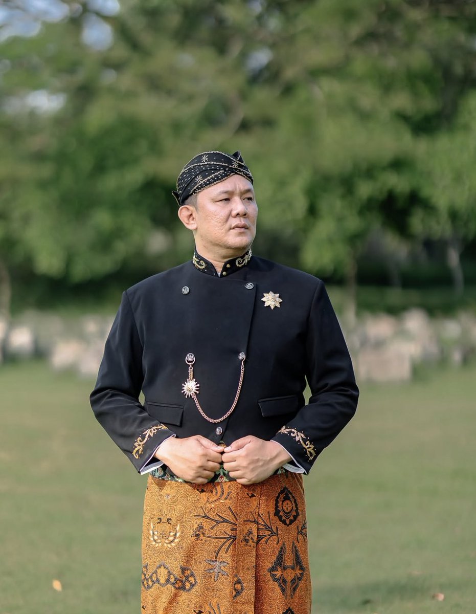 folkative tweet media