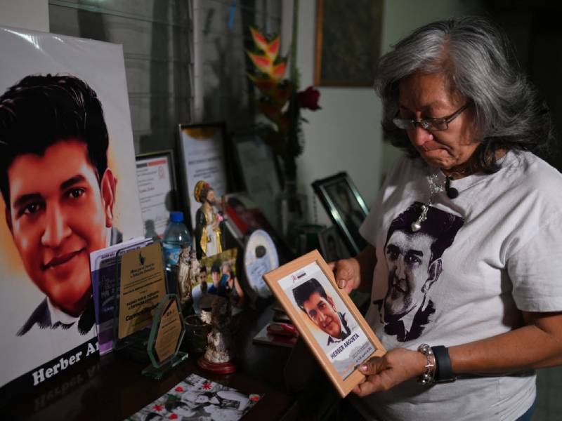 El Diario de Hoy tweet media