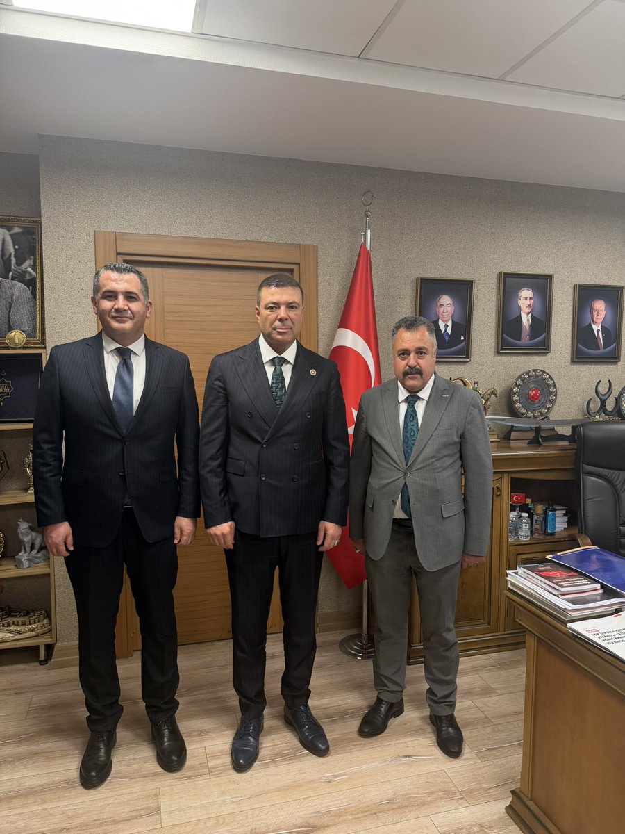 Milliyetçi Hareket Partisi Araştırma ve Strateji Geliştirmeden Sorumlu Genel Başkan Yardımcılığı görevini üstlenen Sayın Özgür BAYRAKTAR’ı ziyaret ederek başarı dileklerimi ilettim.