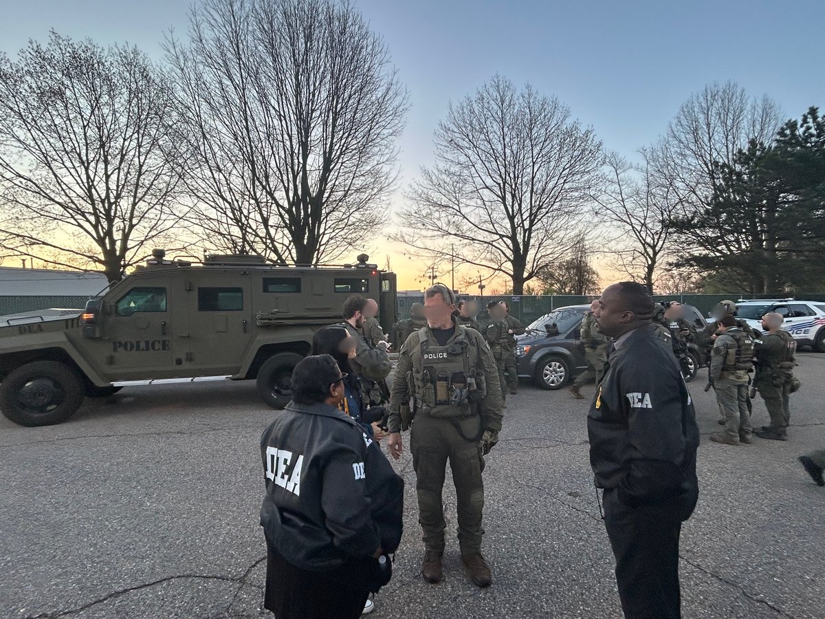 DEADetroit tweet media