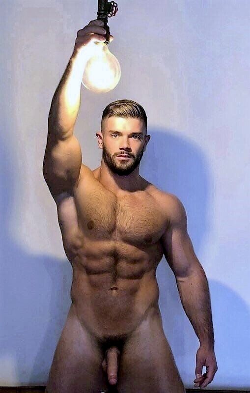 Extraordinaire by Abel tweet media