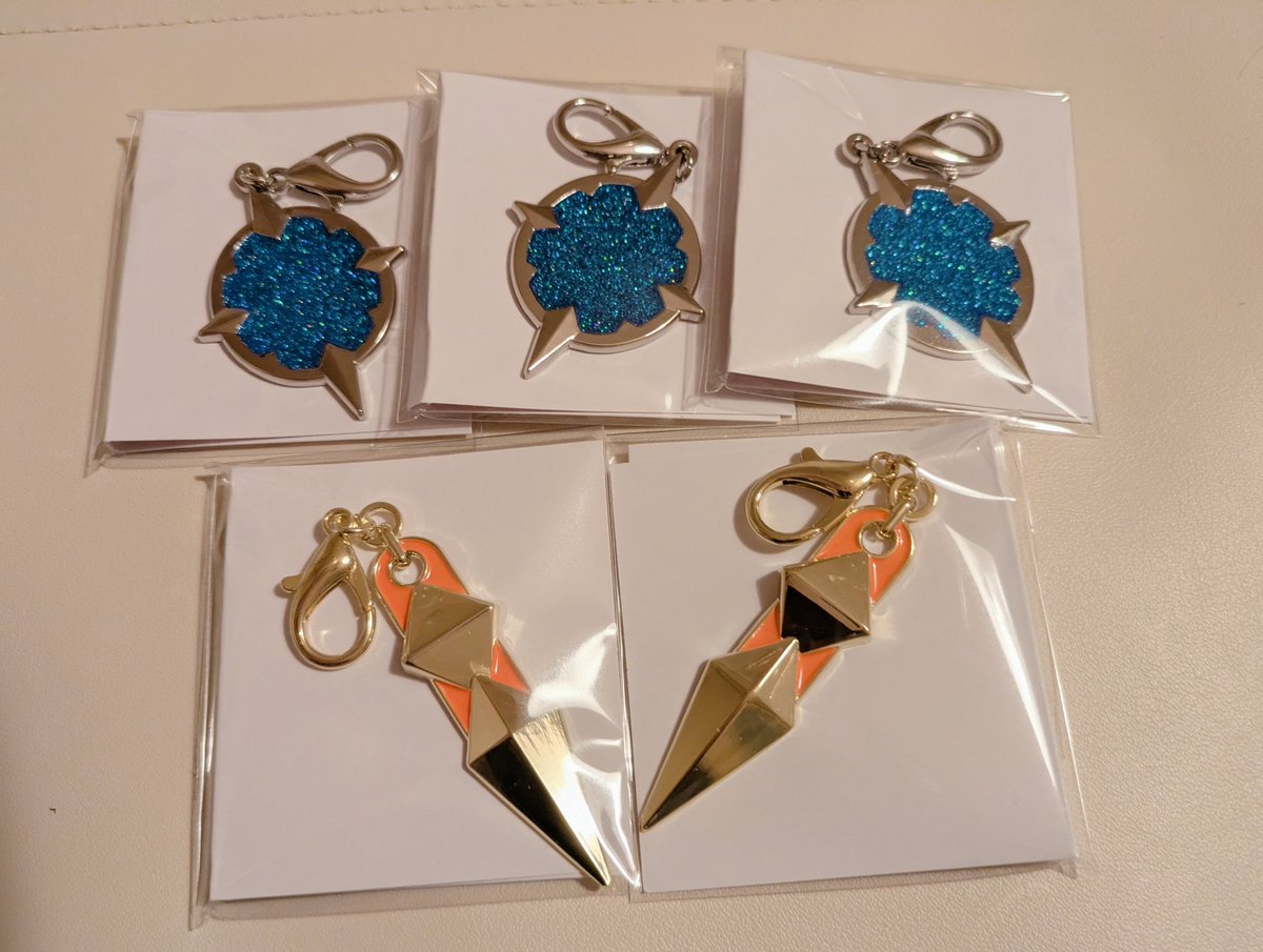 𝑚𝑎𝑛𝑎 tweet media